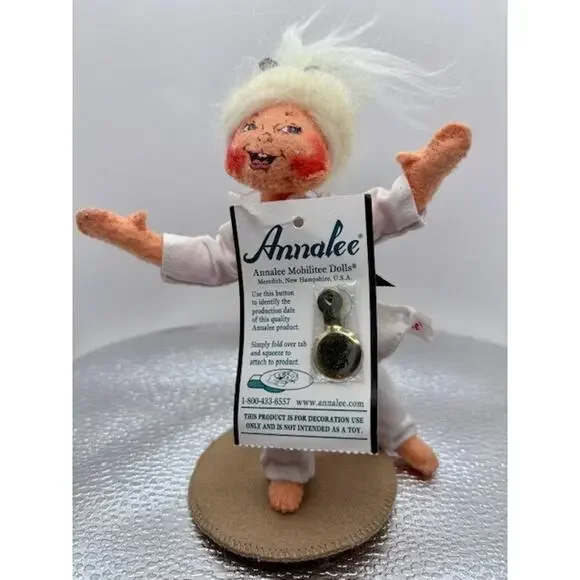 Annalee Doll Karate Girl Annalee Mobilitee- 2007 - 6 Inch - Picture 2 of 13